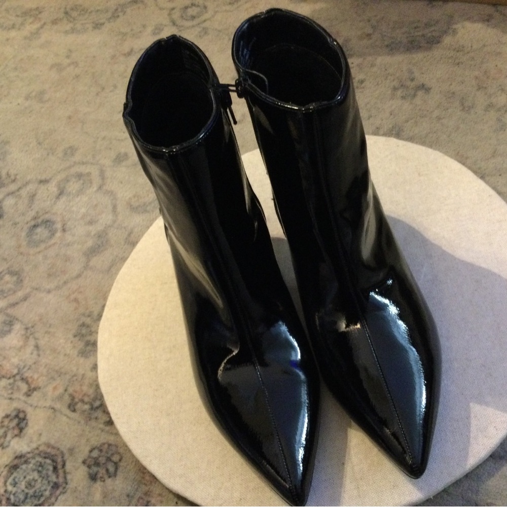 Womens Worthington Black Heeled Boot Size 11